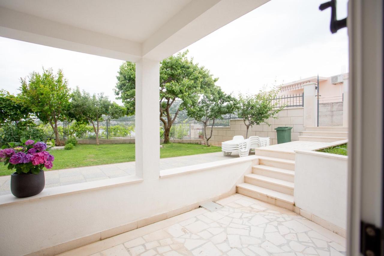 Apartments By The Sea Razanj, Rogoznica - 7484 Exteriér fotografie